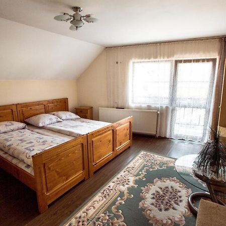 Pensiunea Beltina Răşinari Extérieur photo